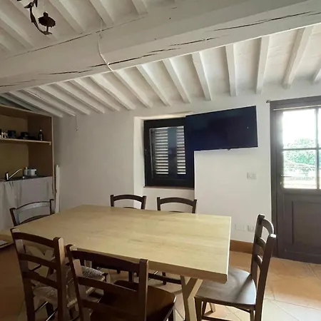 Podere Aurora Apartment *